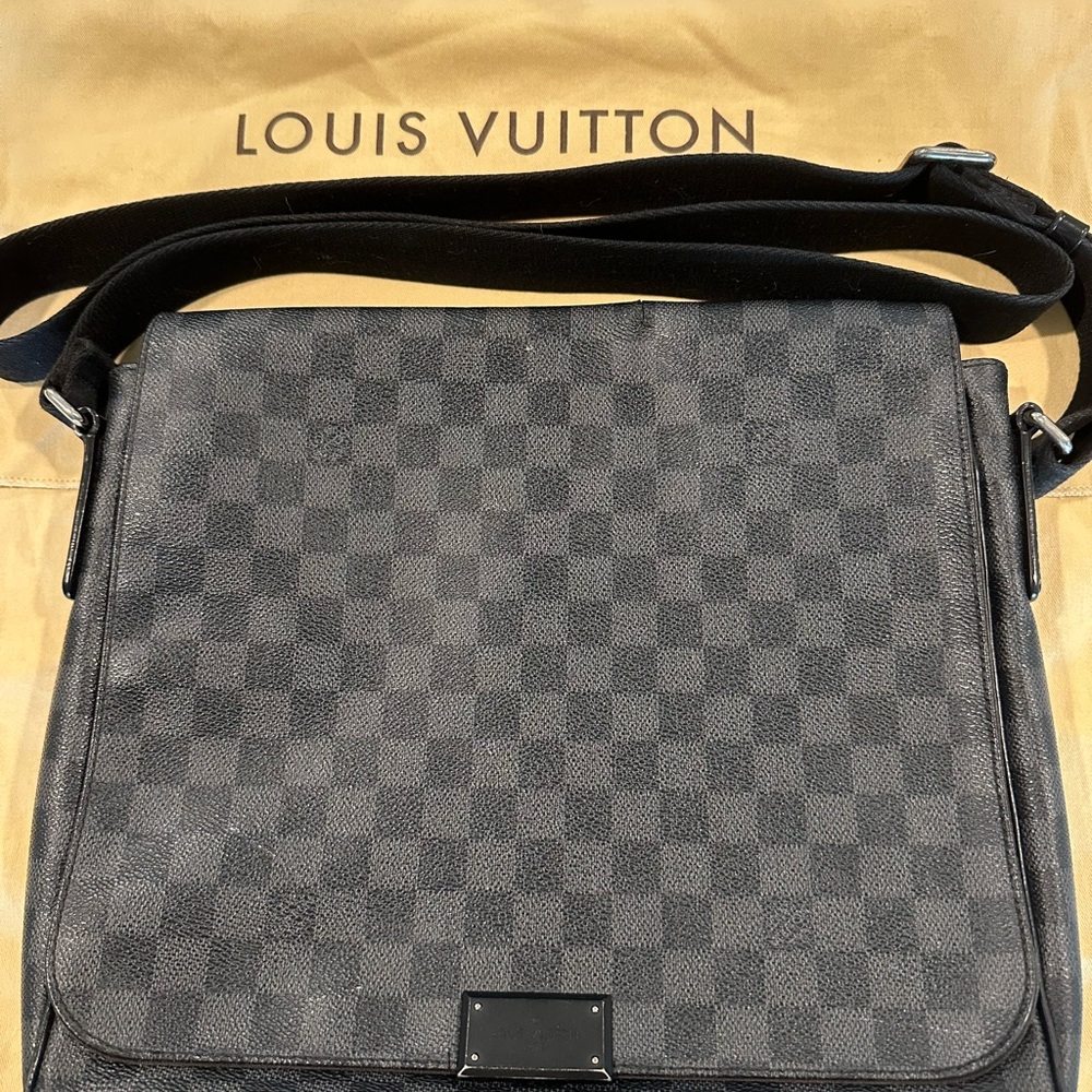 Louis Vuitton Damier District PM Messenger Bag